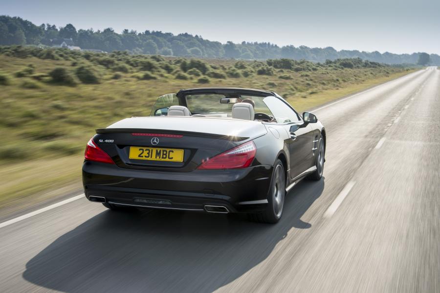  Mercedes-Benz SL400 2014 года  (UK) (фото 8 из 31)